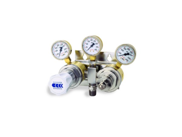 TESCOM ACS3200 系列转换调压器